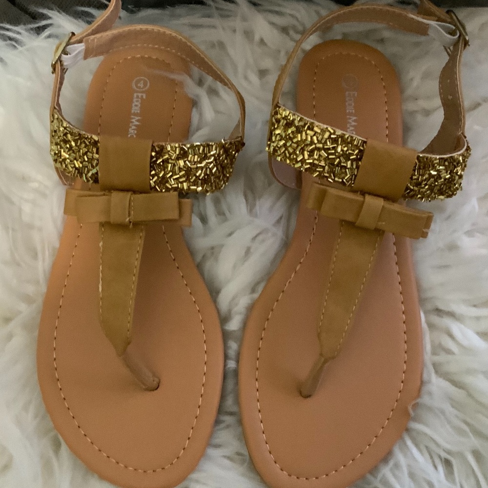 Eddie Marc Girls Kids sandals brown shoes with gold metallic accents Size 4 New